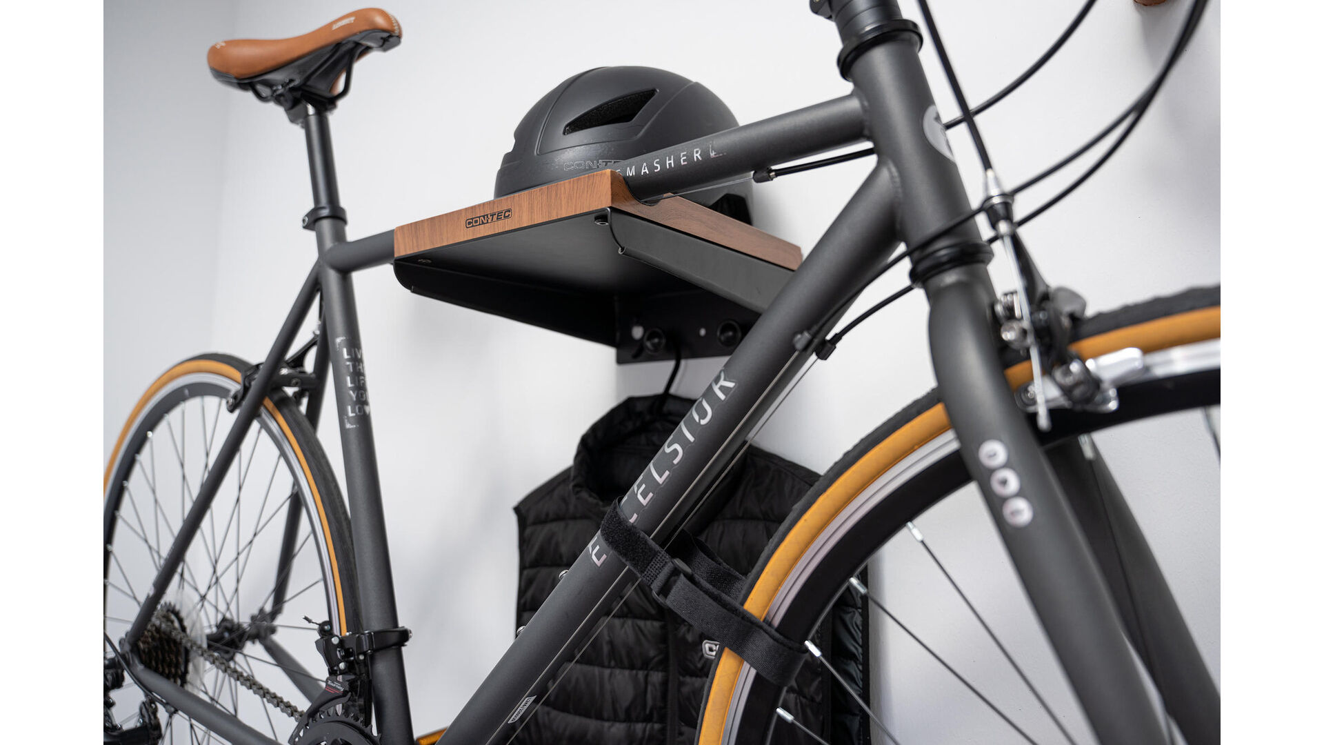 03409441_CONTEC_Wandpraesenter_bikeArt_Shelf_4.jpg